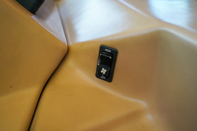 Used 1995 HUMMER H1 4-Door Wagon image 35