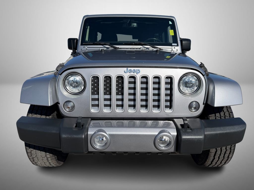 Used 2018 Jeep Wrangler Unlimited Sahara image 7