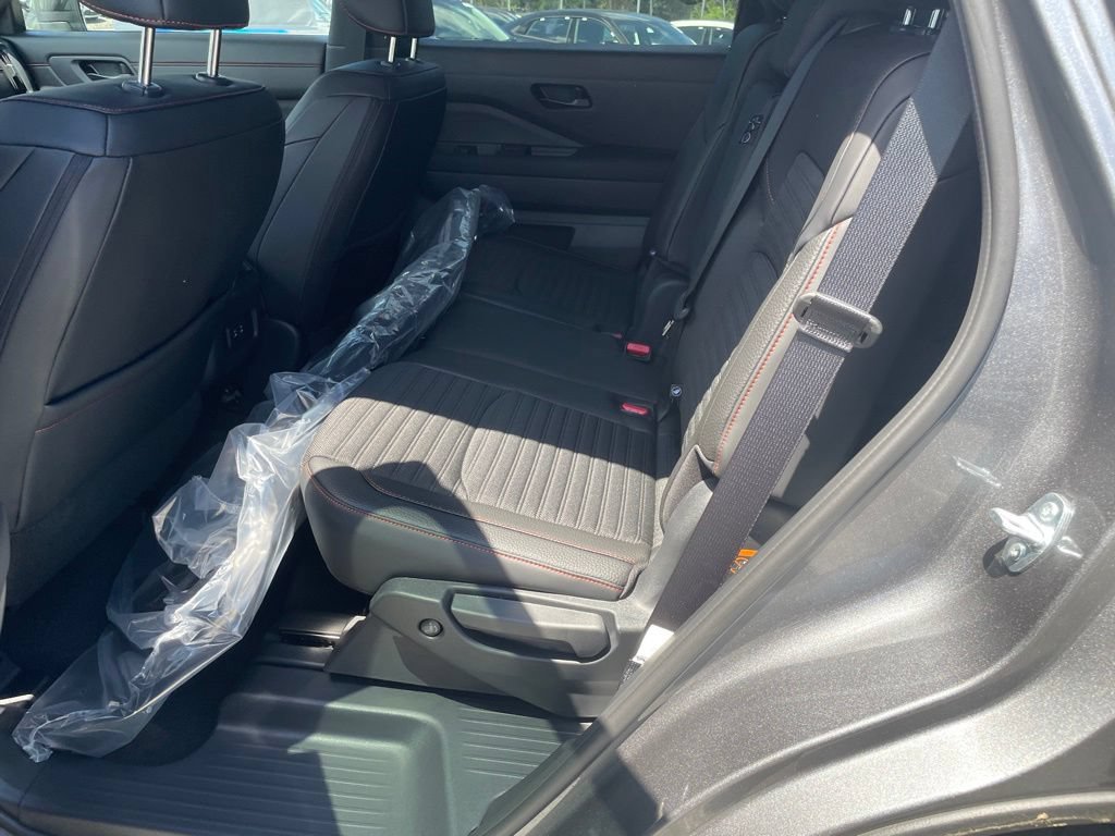 New 2026 Nissan Pathfinder Rock Creek AWD/4WD image 12