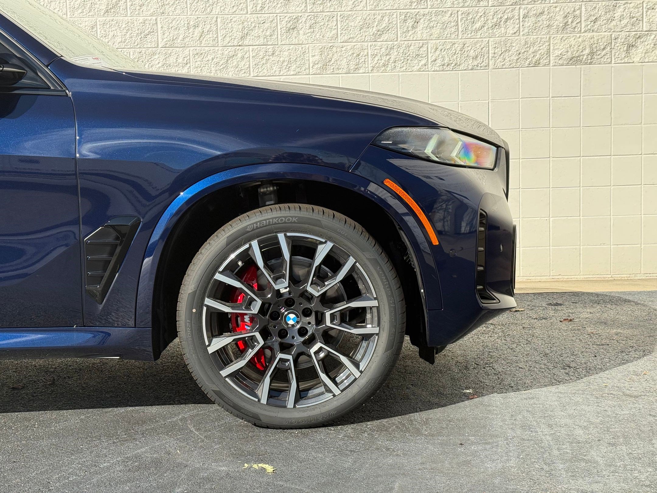 New 2026 BMW X5 xDrive40i w/ M Sport Package image 10