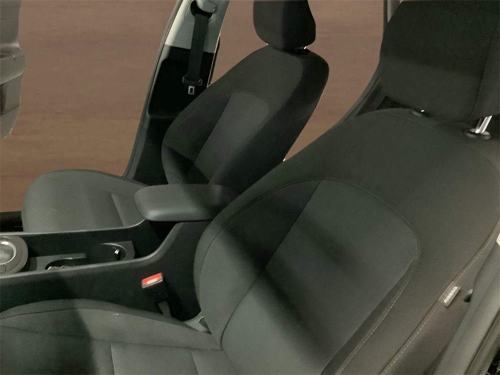 Used 2025 Hyundai Kona SEL image 13