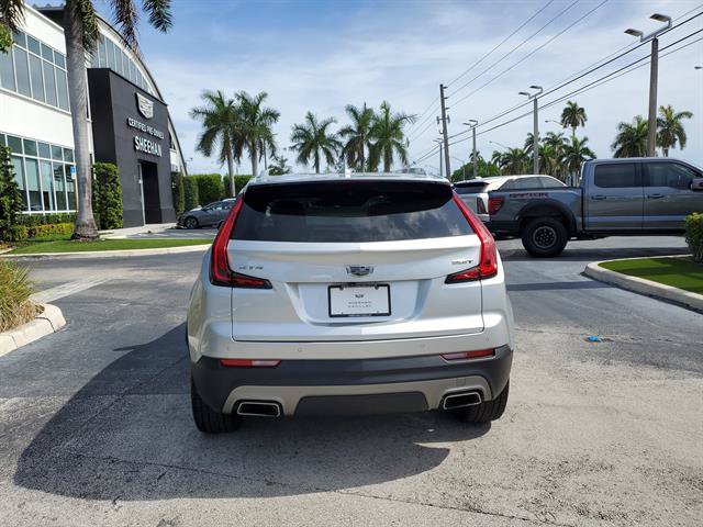 Used 2021 Cadillac XT4 Premium Luxury w/ LPO, Onyx Sport Package FWD image 23