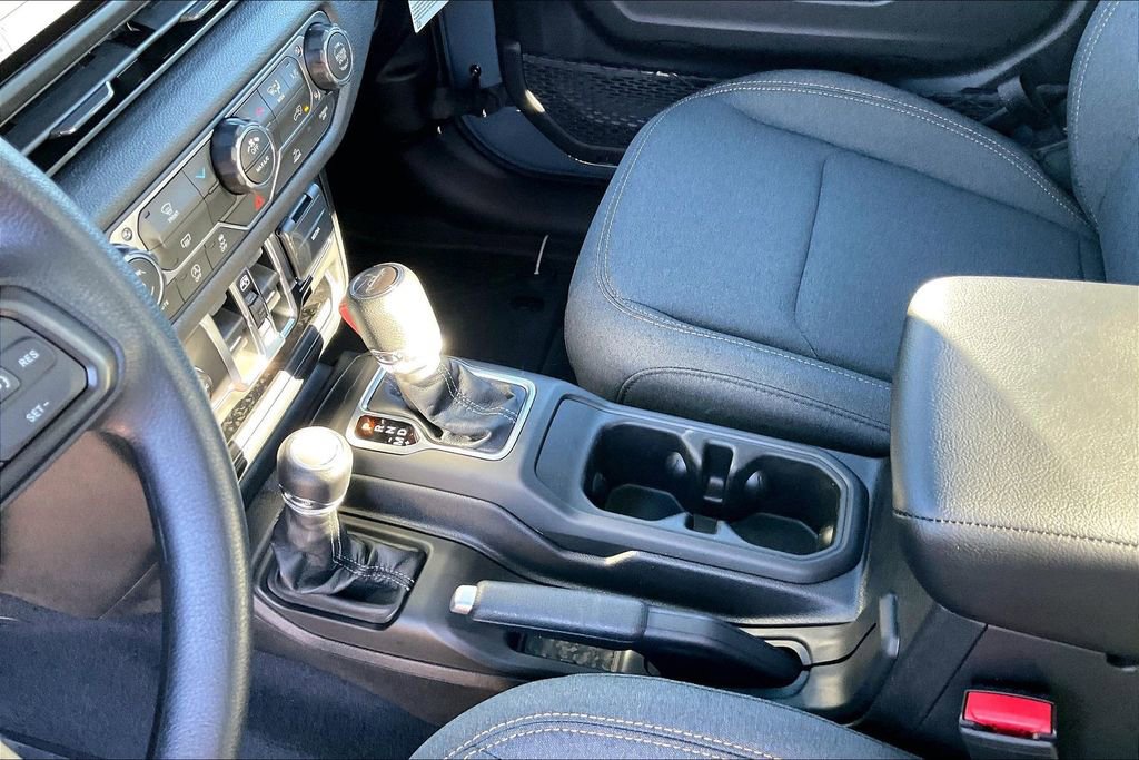 New 2026 Jeep Gladiator Sport image 8