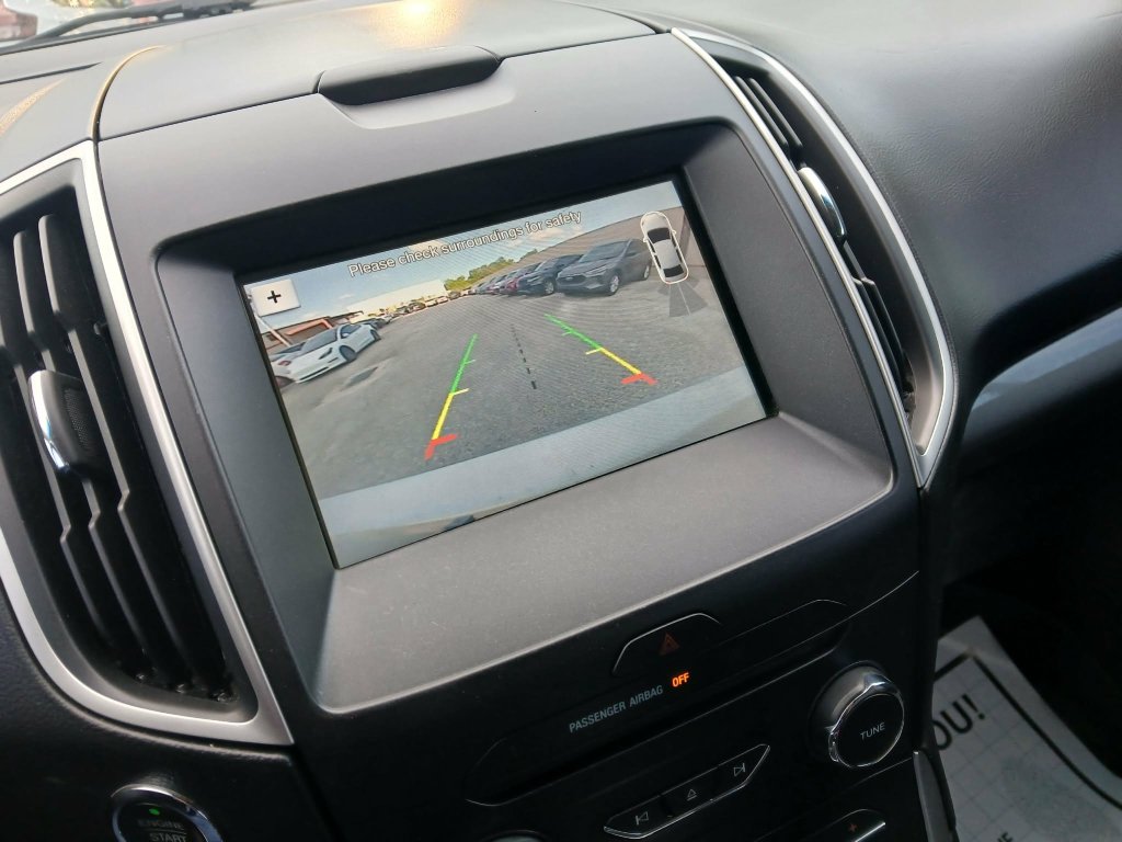 Used 2018 Ford Edge SEL w/ Equipment Group 201A FWD image 14