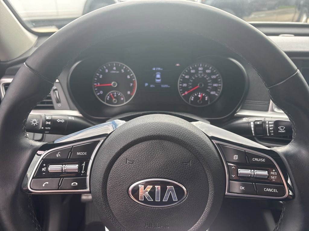 Used 2020 Kia Optima SE FWD image 9