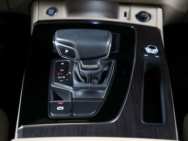 Used 2023 Audi Q5 Premium AWD/4WD image 14