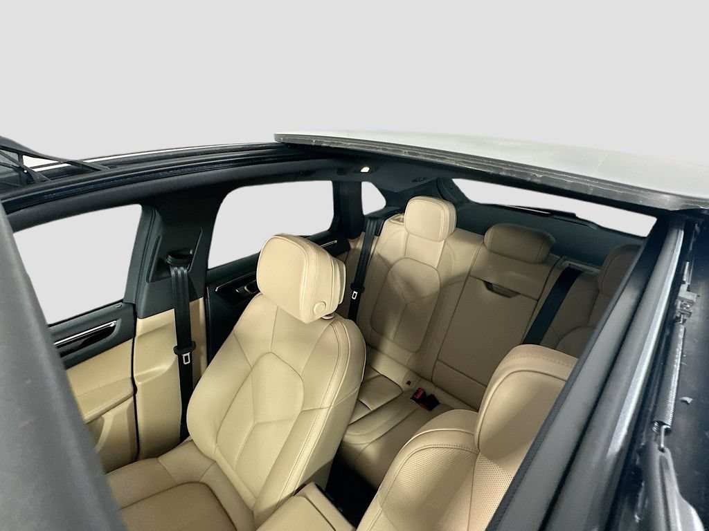 New 2026 Porsche Macan AWD/4WD image 14
