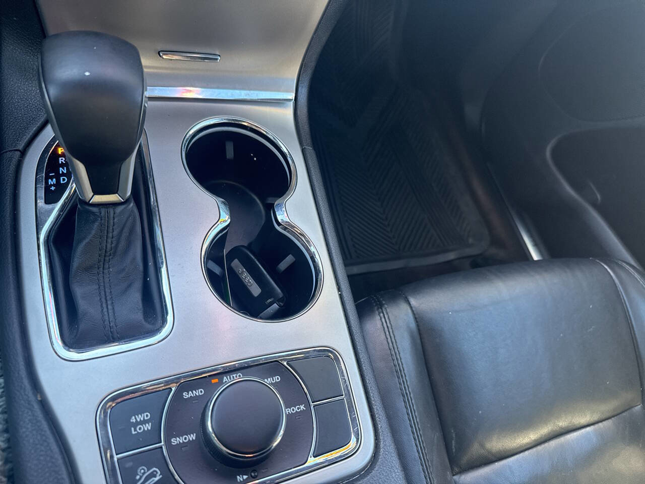 Used 2019 Jeep Grand Cherokee Limited image 50