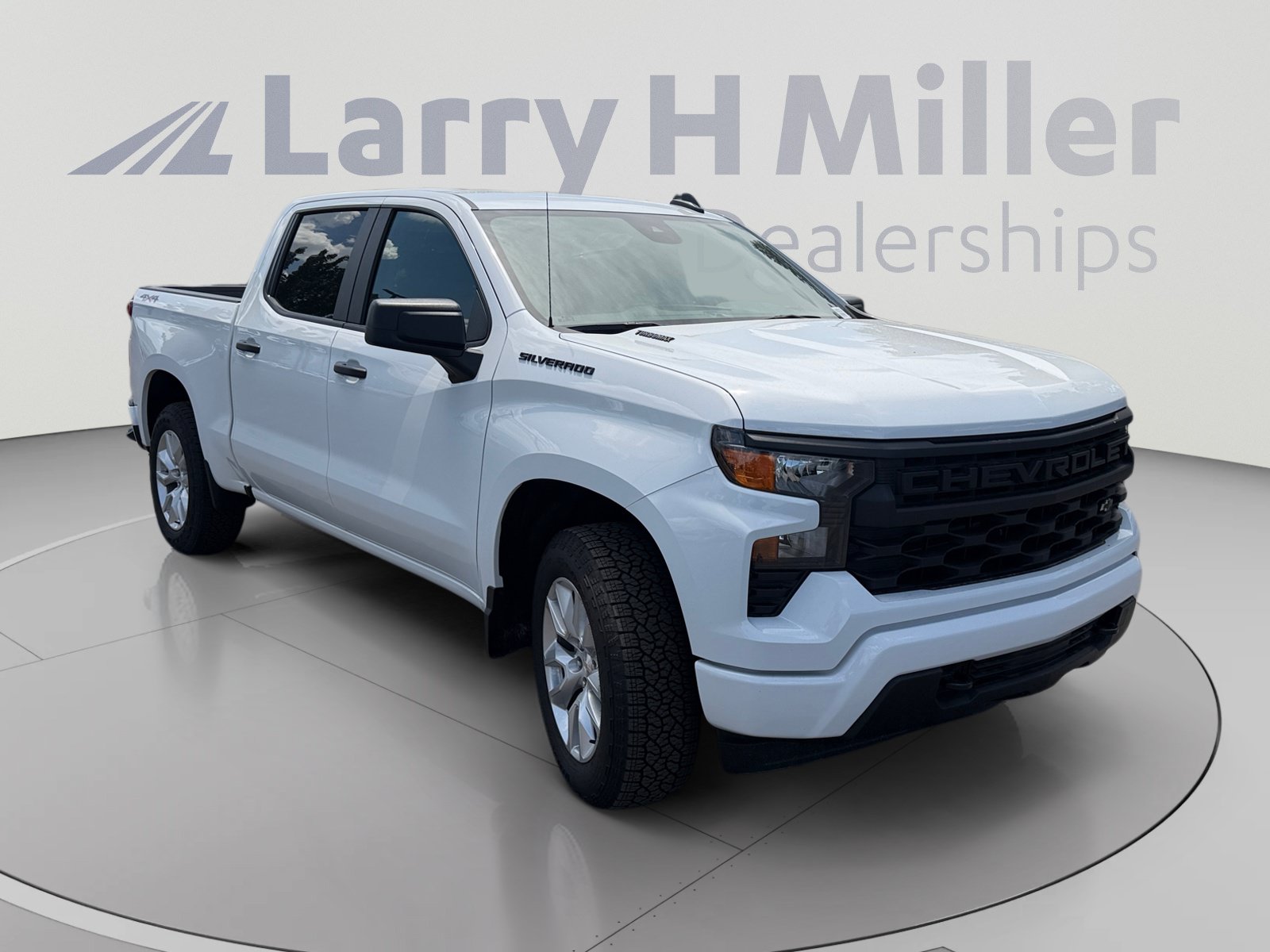 New 2026 Chevrolet Silverado 1500 Custom w/ LPO, Dark Essentials Package AWD/4WD image 7