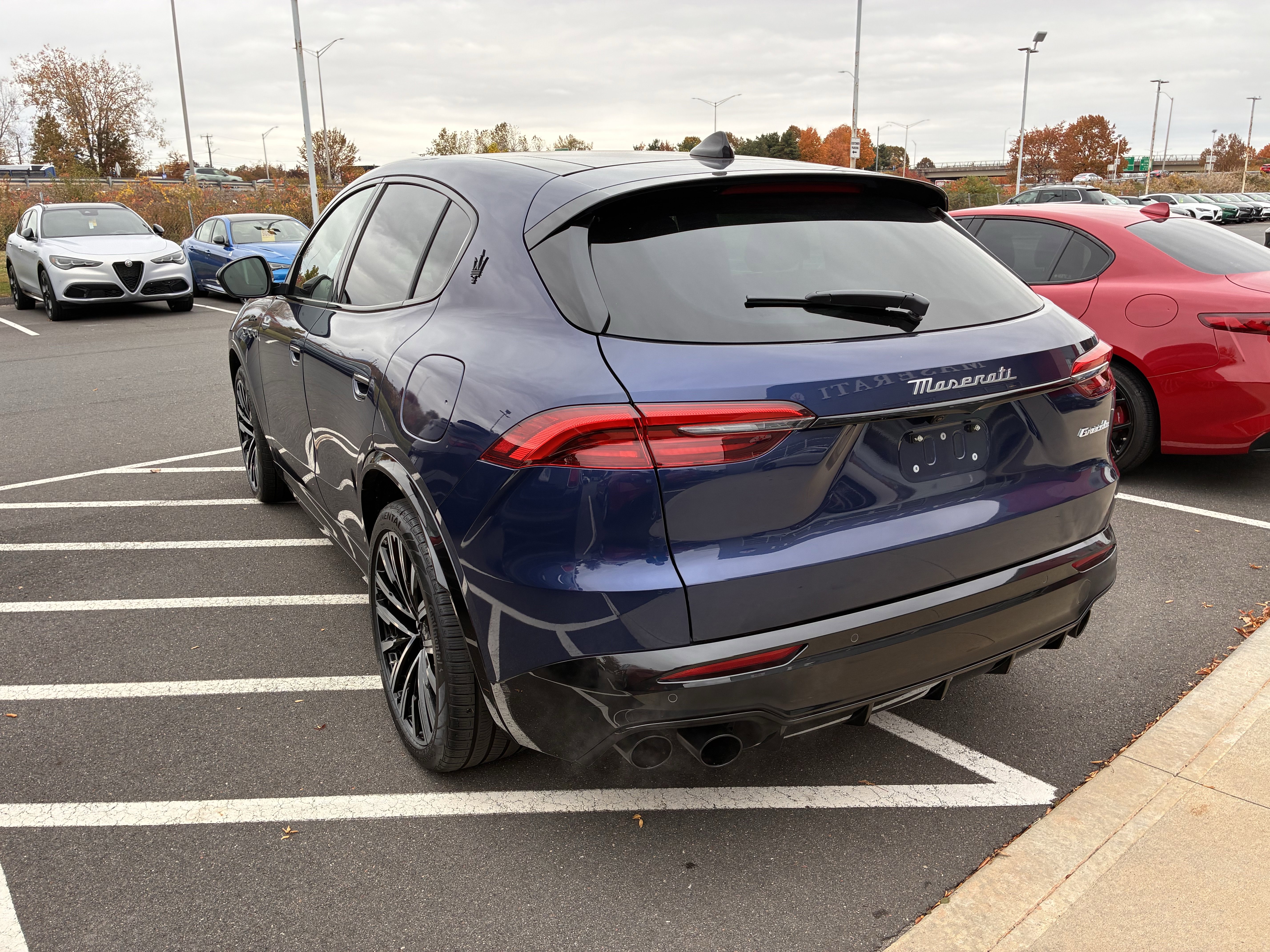 New 2025 Maserati Grecale Modena image 9