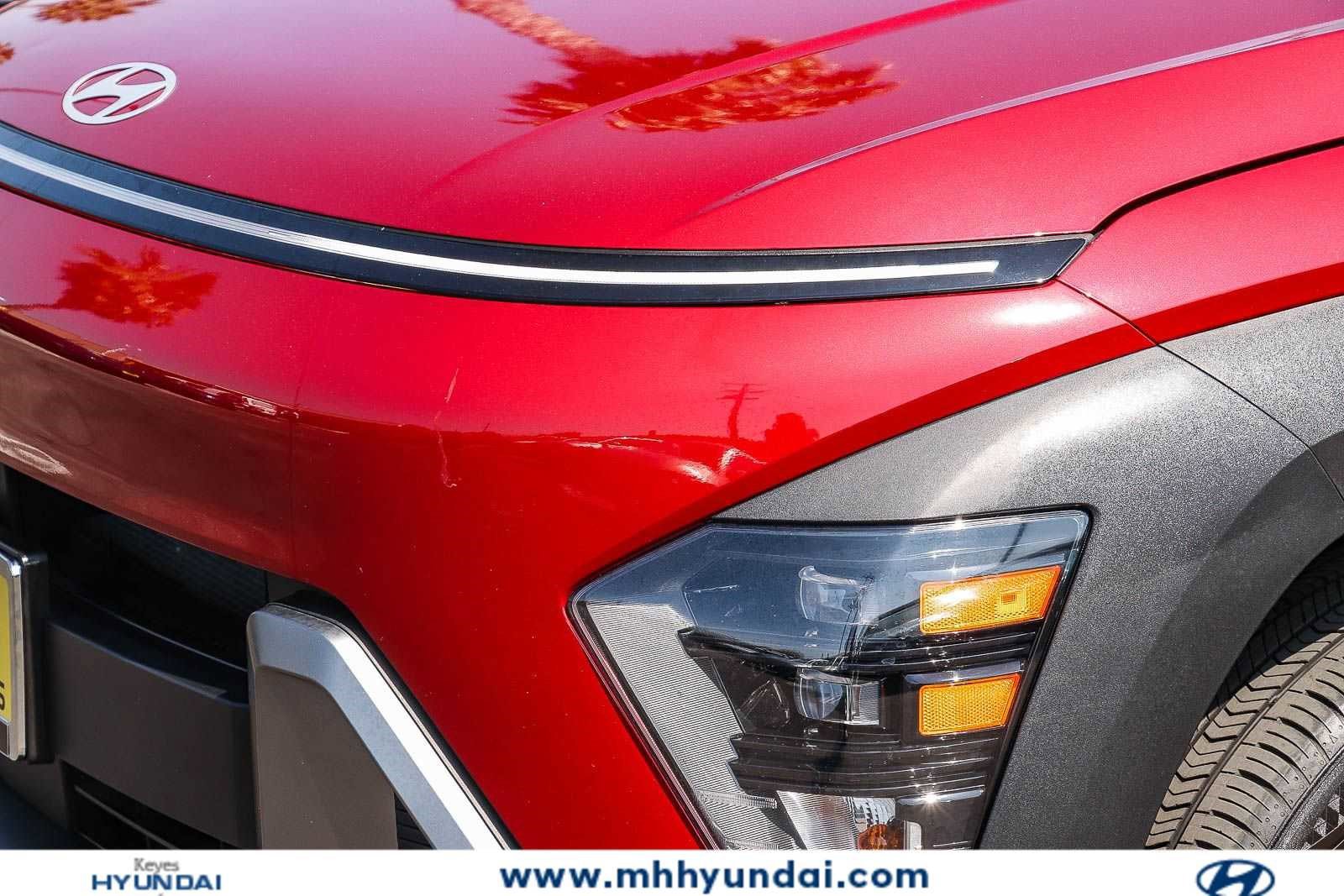 Certified 2025 Hyundai Kona SEL AWD/4WD image 7