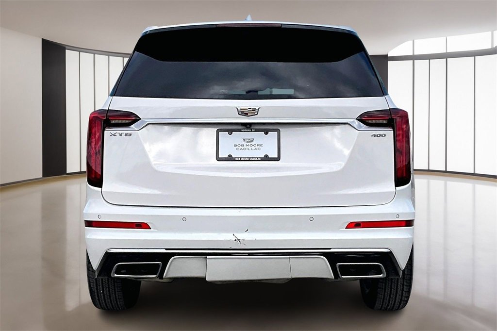 Used 2022 Cadillac XT6 Premium Luxury w/ Technology Package image 4