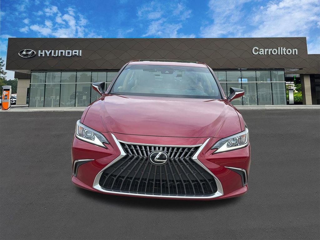 Used 2023 Lexus ES 300h w/ Premium Package FWD image 2