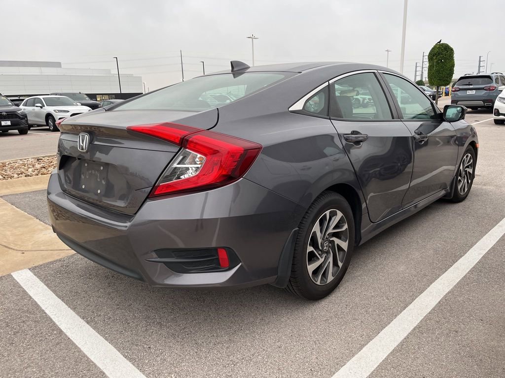 Used 2017 Honda Civic EX image 3