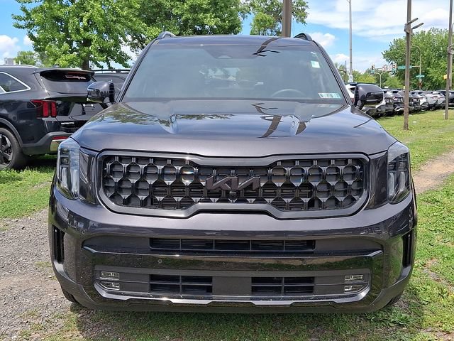 Certified 2025 Kia Telluride SX X-Line AWD/4WD image 2