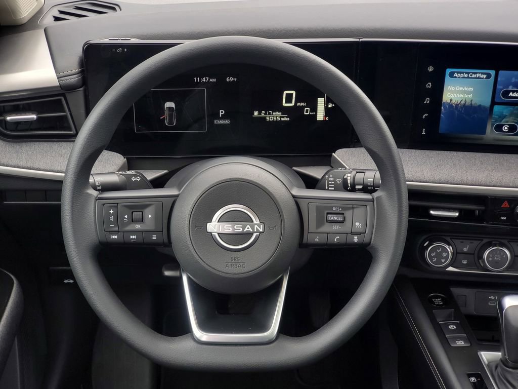 Used 2025 Nissan Kicks SV w/ SV Premium Package AWD/4WD image 25