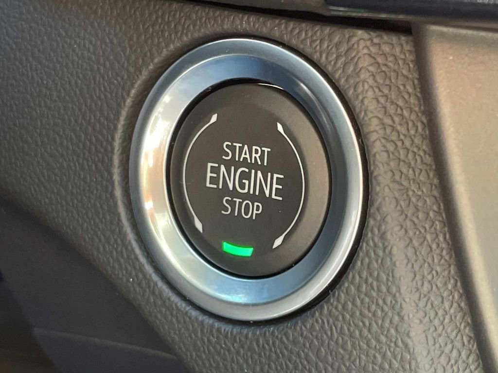 New 2025 Cadillac CT4 Premium Luxury image 30