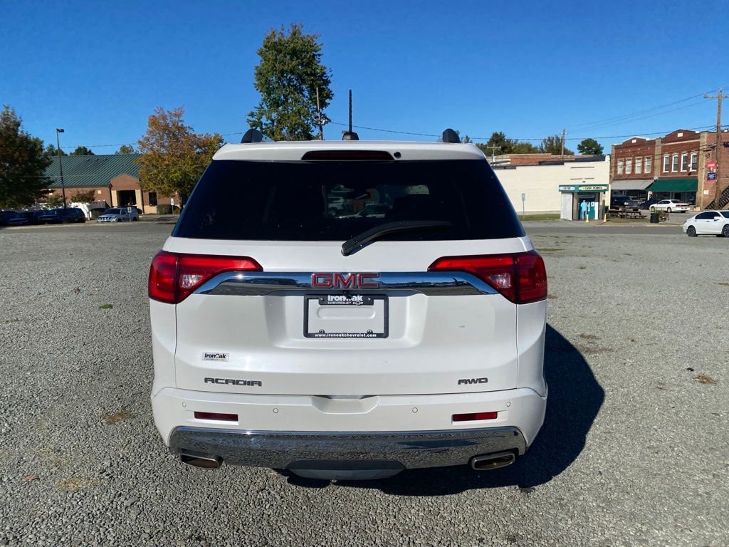 Used 2017 GMC Acadia Denali w/ Technology Package image 4