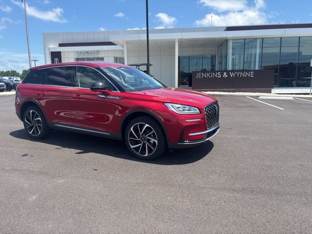 New 2025 Lincoln Corsair Reserve image 4