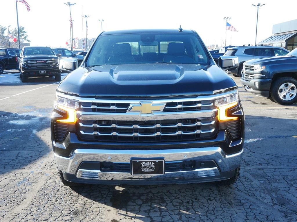 Certified 2024 Chevrolet Silverado 1500 LTZ image 3