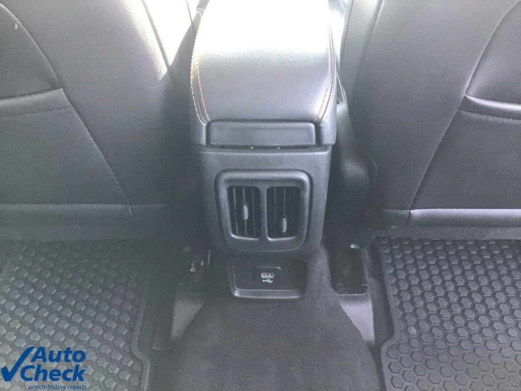 Used 2018 Jeep Compass Latitude w/ Cold Weather Group image 17