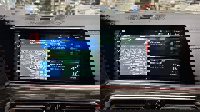 Used 2023 BMW X6 M50i w/ Executive Package image 33