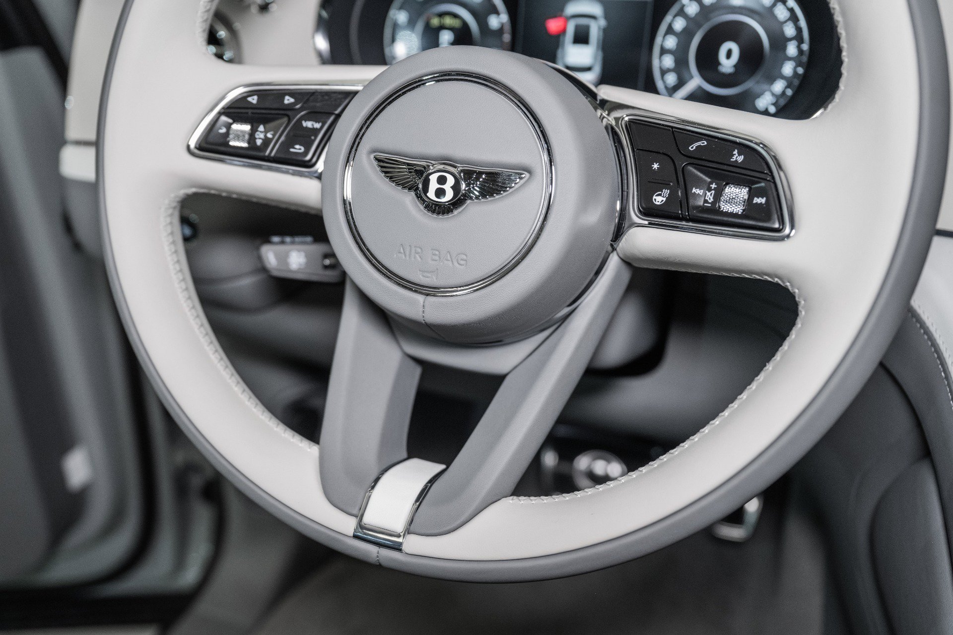 New 2025 Bentley Bentayga Extended Wheelbase image 60