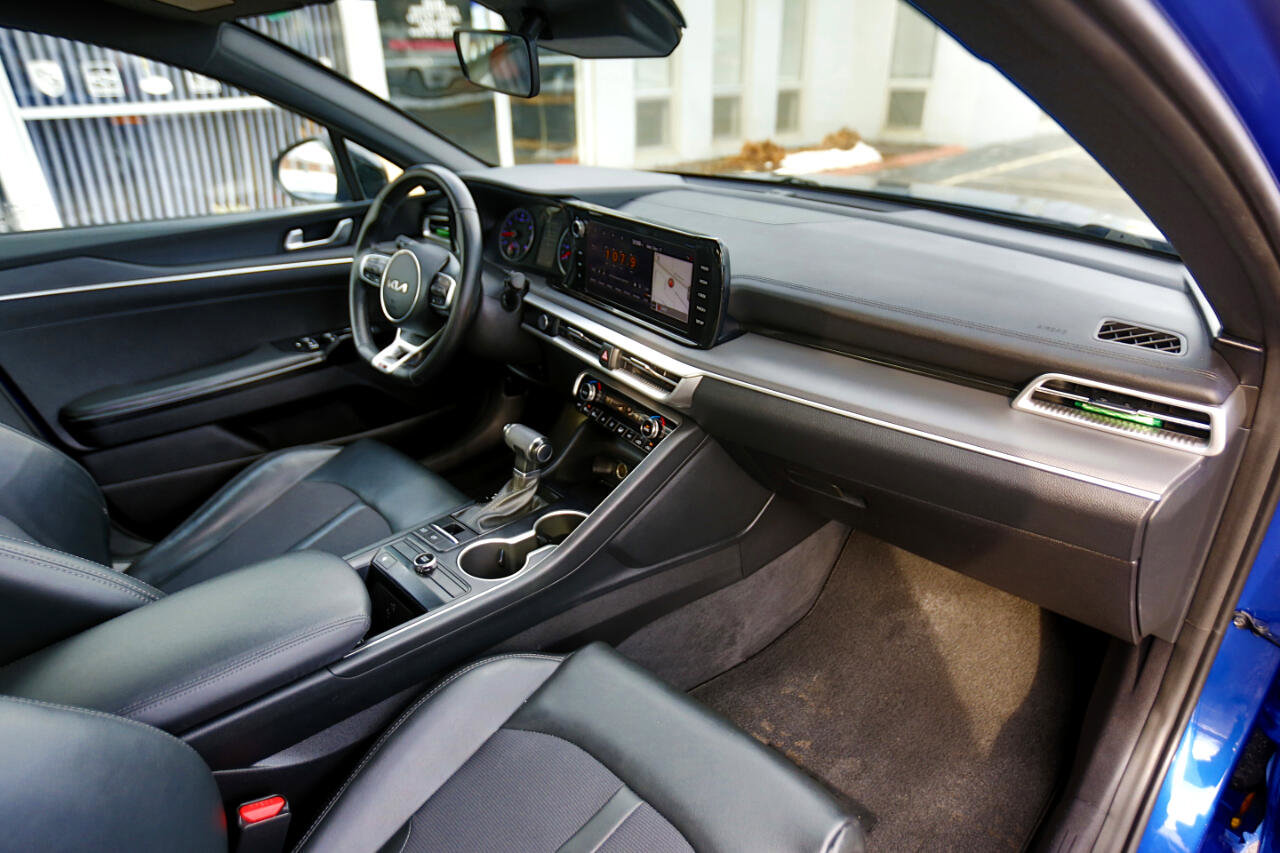 Used 2022 Kia K5 GT-Line FWD image 18