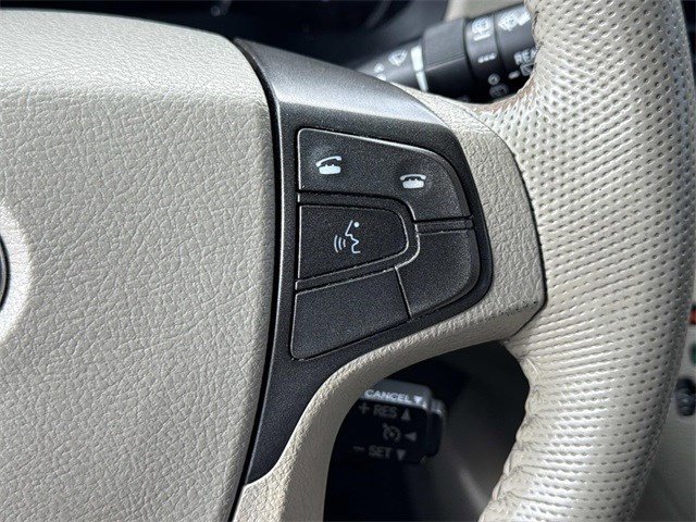 Used 2011 Toyota Sienna XLE image 24