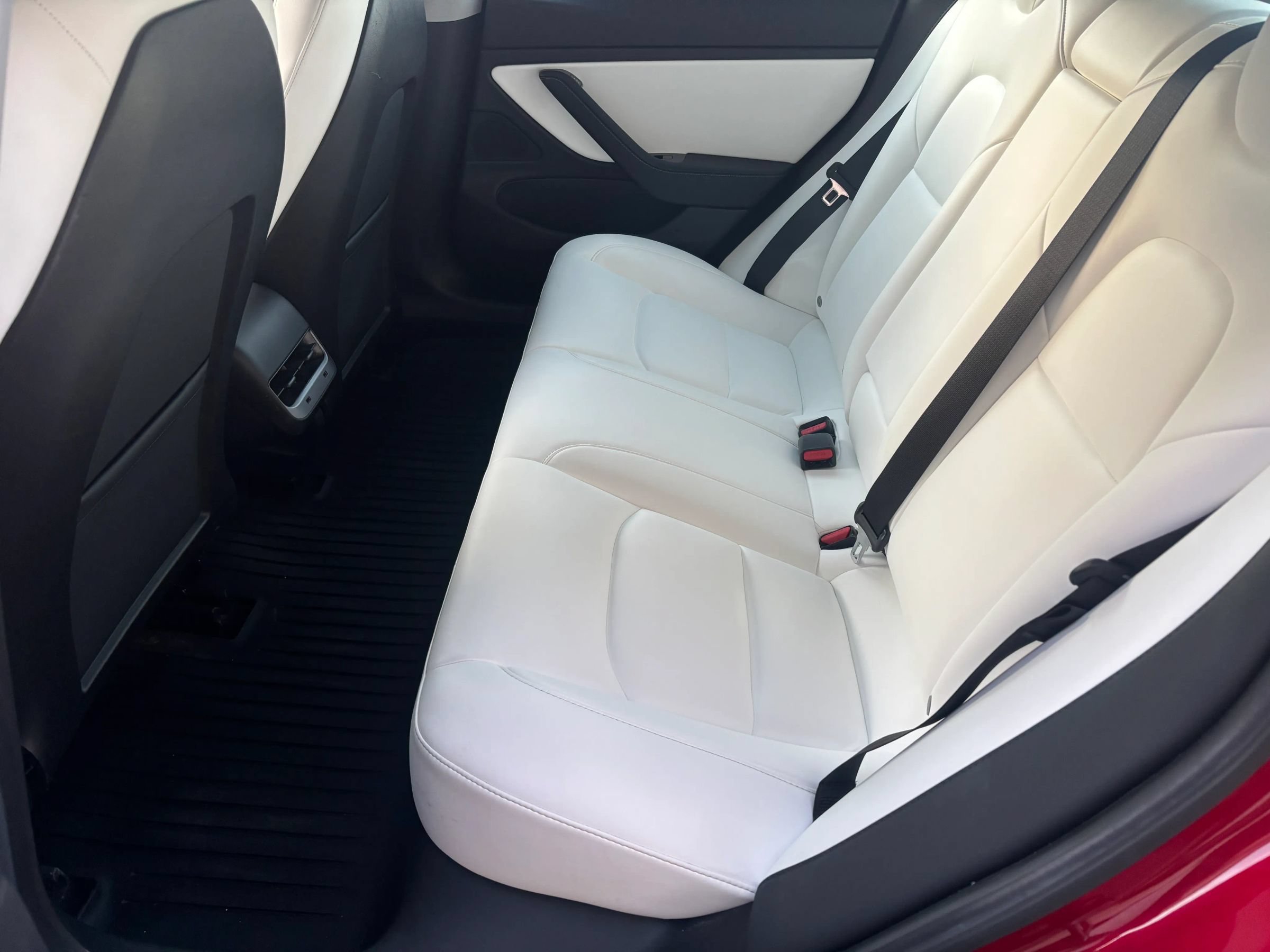 Used 2020 Tesla Model 3 Long Range AWD/4WD image 13