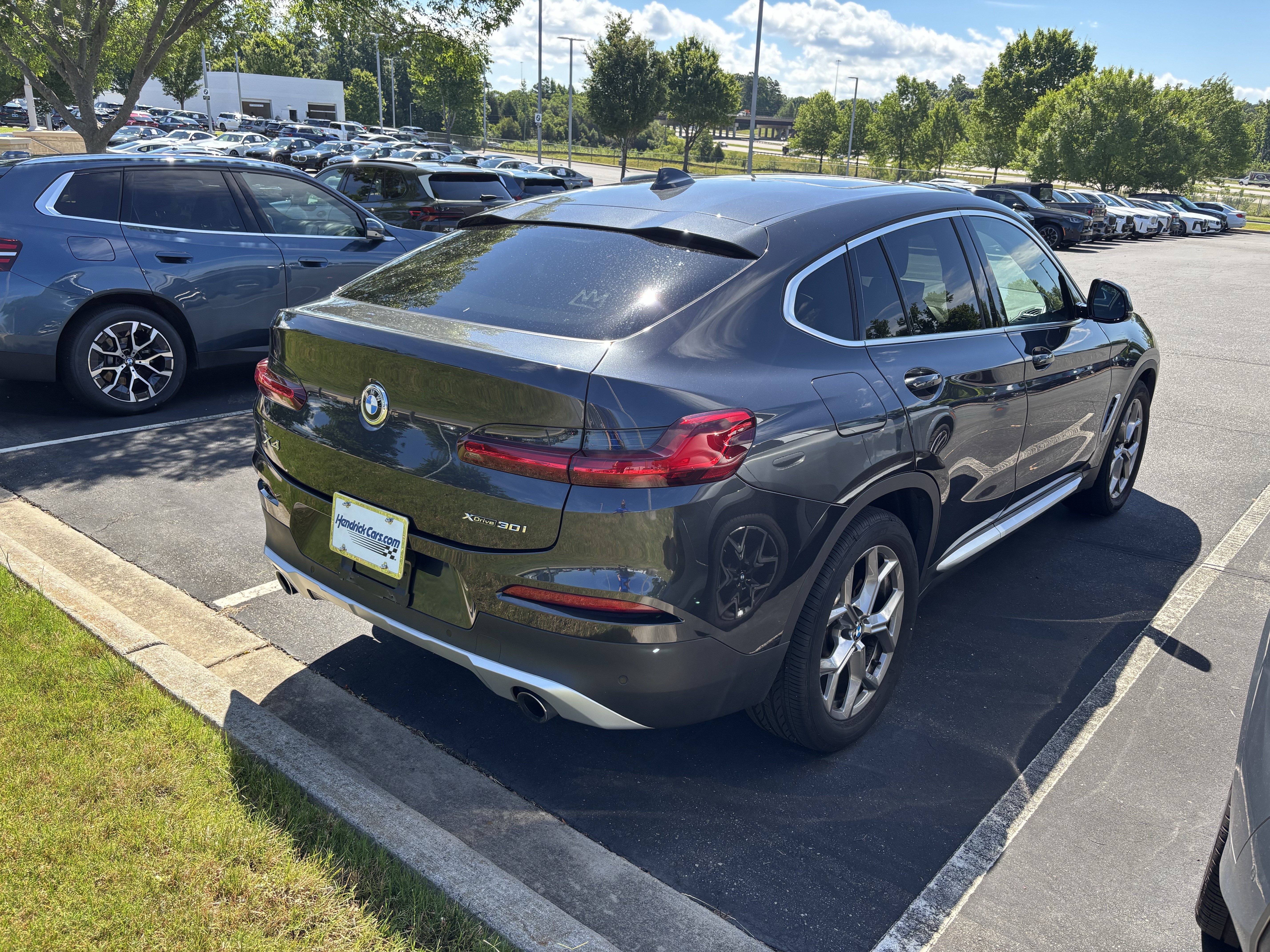Used 2021 BMW X4 xDrive30i w/ Premium Package AWD/4WD image 23