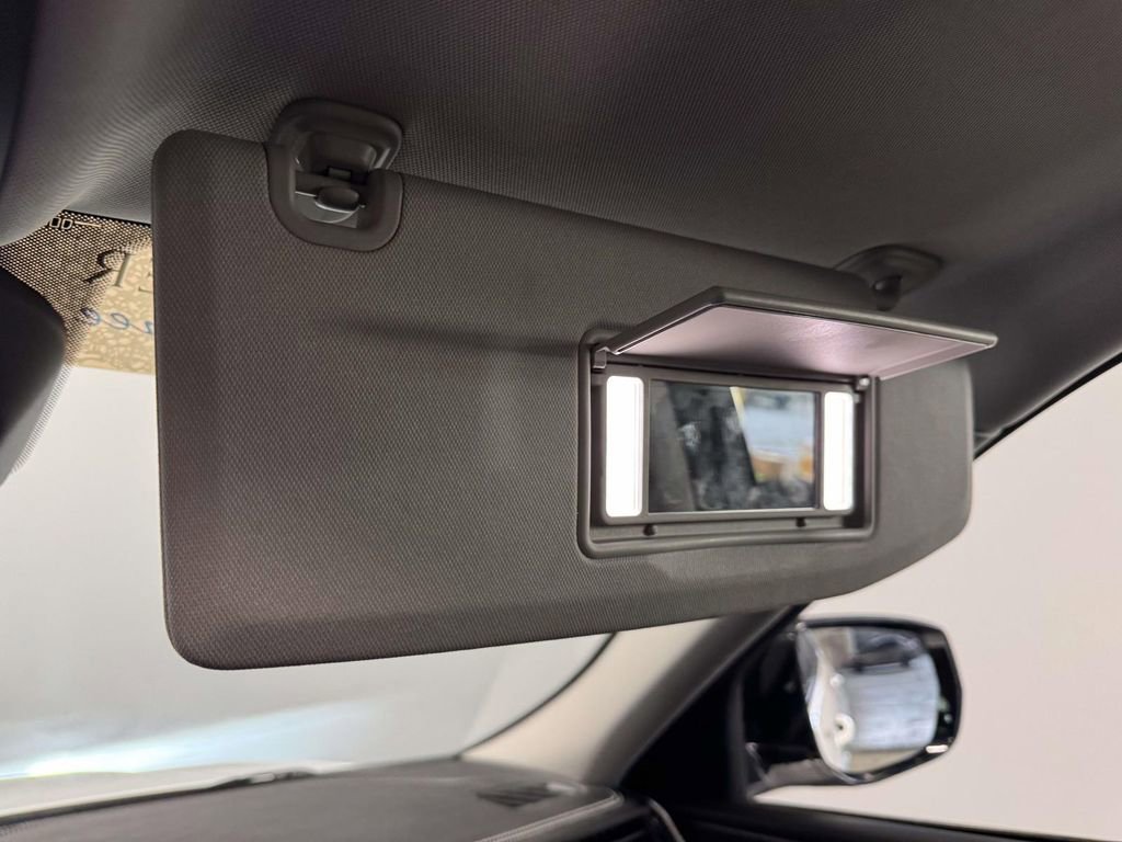 Used 2022 Jeep Grand Cherokee L Limited image 28