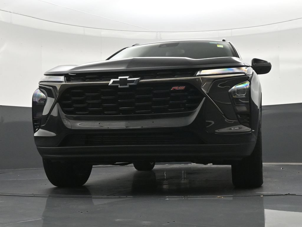 Used 2025 Chevrolet Trax RS FWD image 30