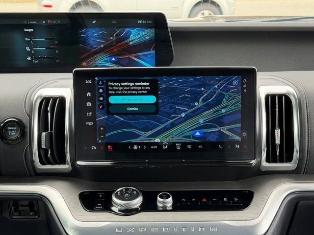 Certified 2025 Ford Expedition Max Platinum AWD/4WD image 5