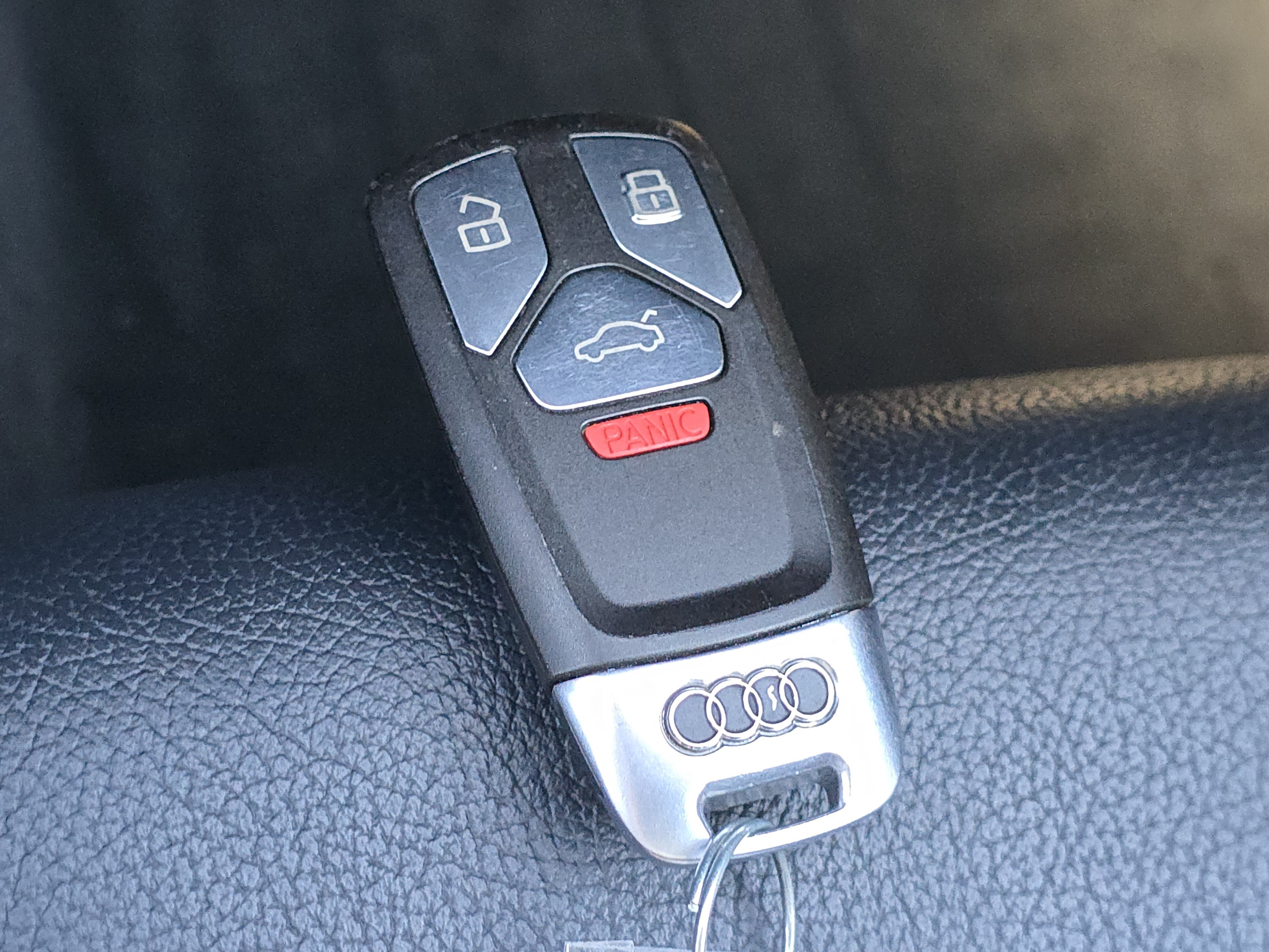 Used 2018 Audi Q5 Prestige w/ Prestige Package AWD/4WD image 29
