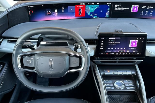 Used 2024 Lincoln Nautilus Premier w/ Equipment Group 102A image 12