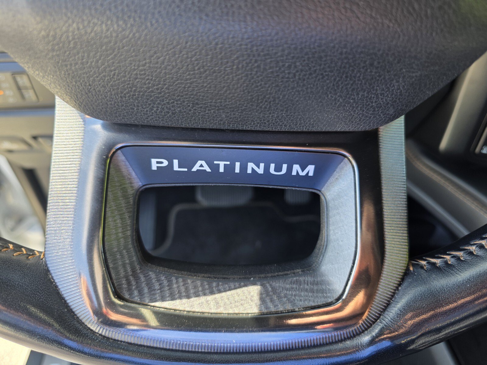 Used 2024 Ford F250 Platinum AWD/4WD image 19