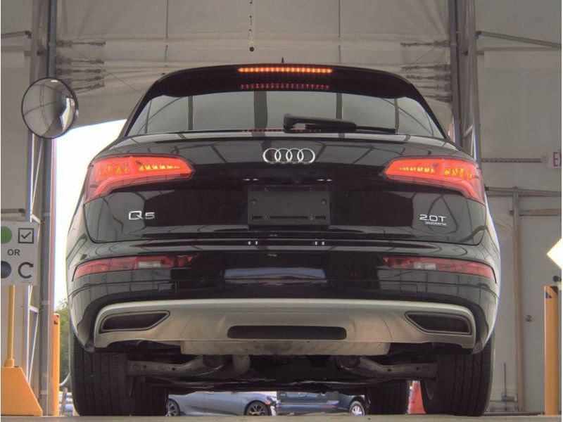 Used 2018 Audi Q5 2.0T Premium Plus w/ Premium Plus Package AWD/4WD image 5