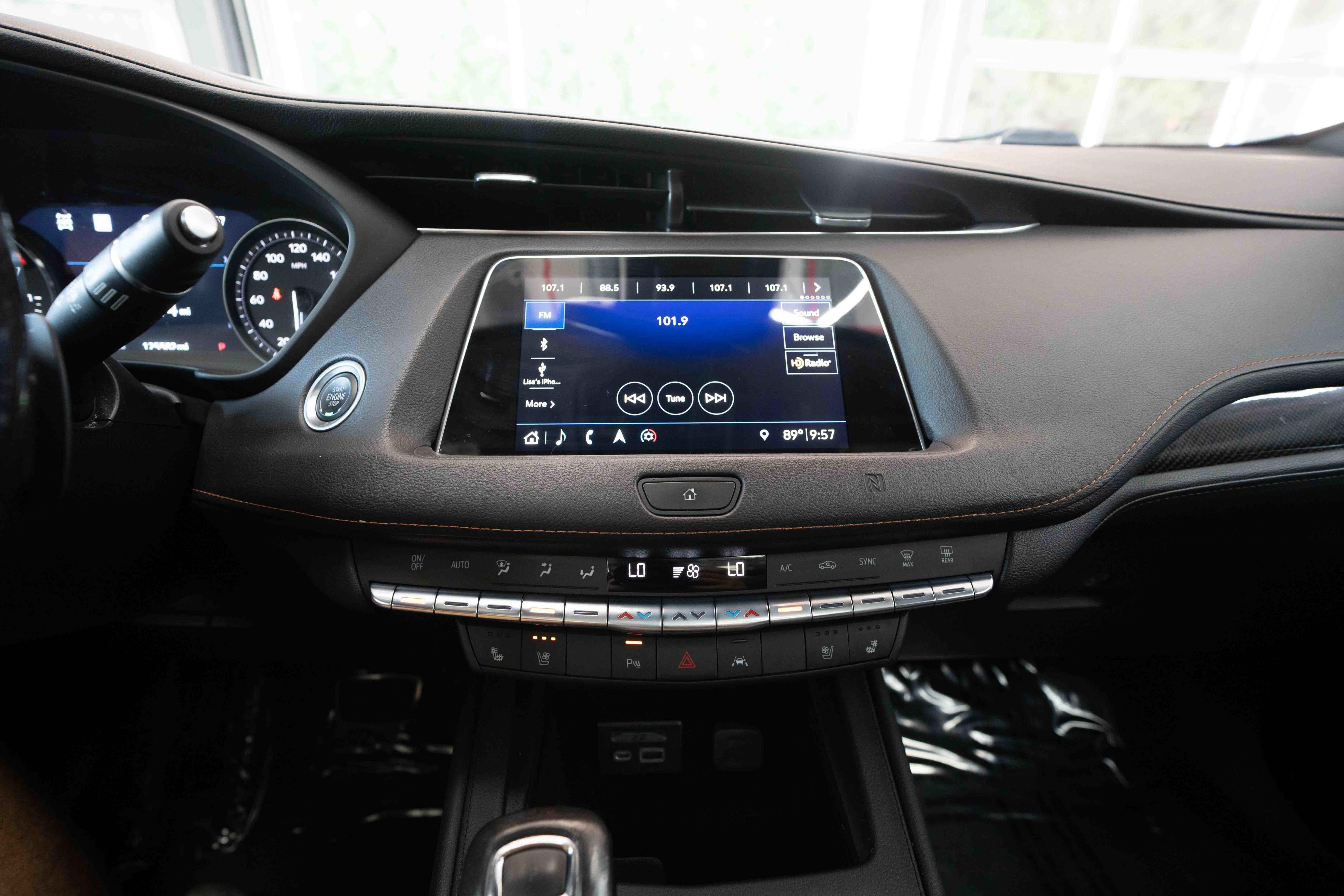 Used 2019 Cadillac XT4 Sport AWD/4WD image 17