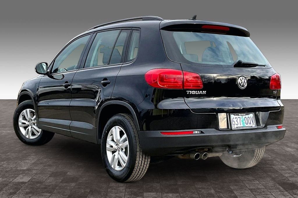 Used 2017 Volkswagen Tiguan S AWD/4WD image 13