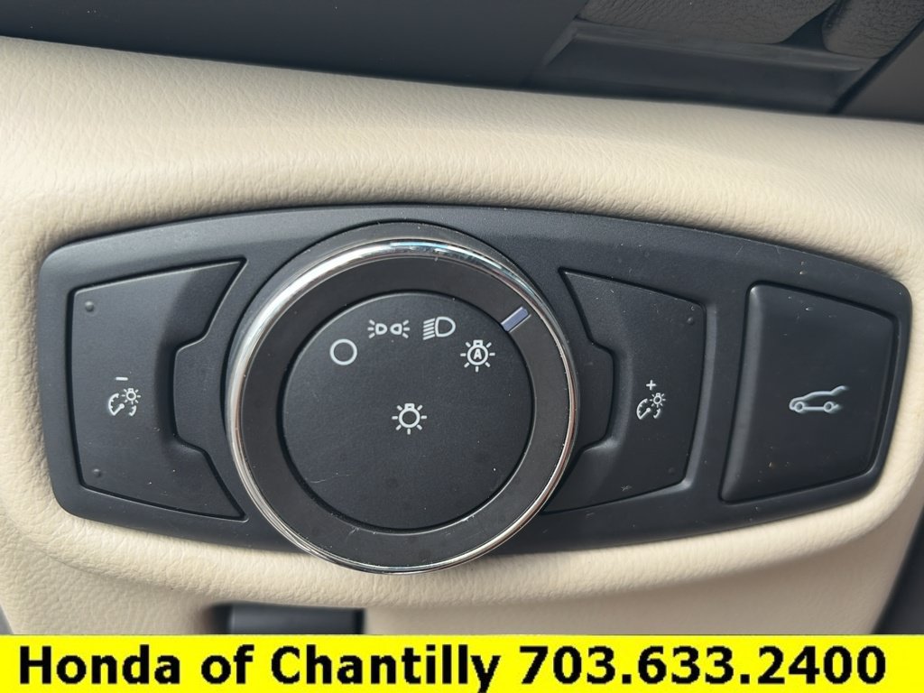 Used 2017 Lincoln MKX Select w/ Select Plus Package AWD/4WD image 18