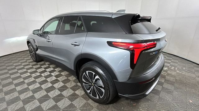 Used 2024 Chevrolet Blazer EV LT AWD/4WD image 5