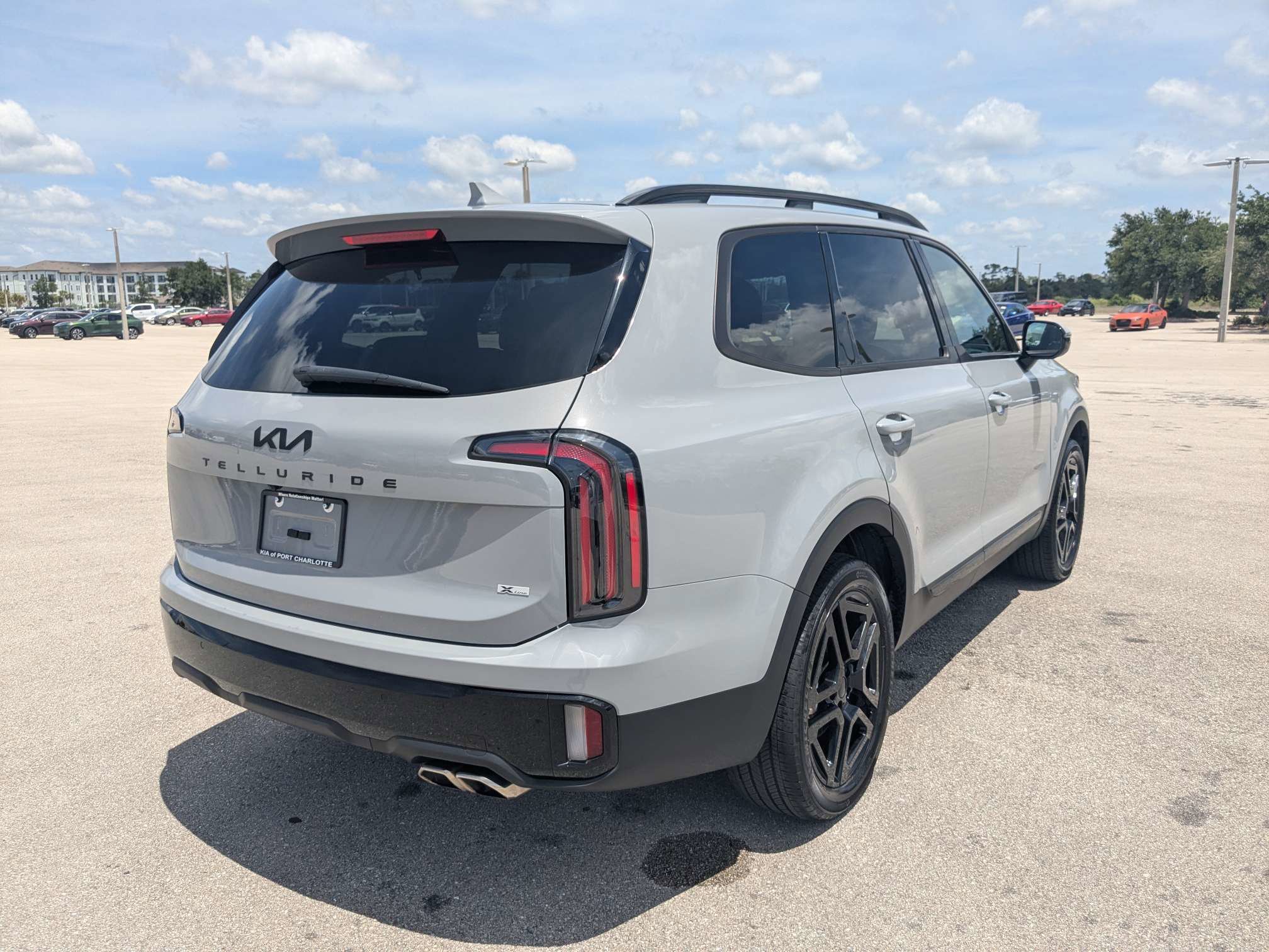 Used 2025 Kia Telluride SX X-Line AWD/4WD image 6