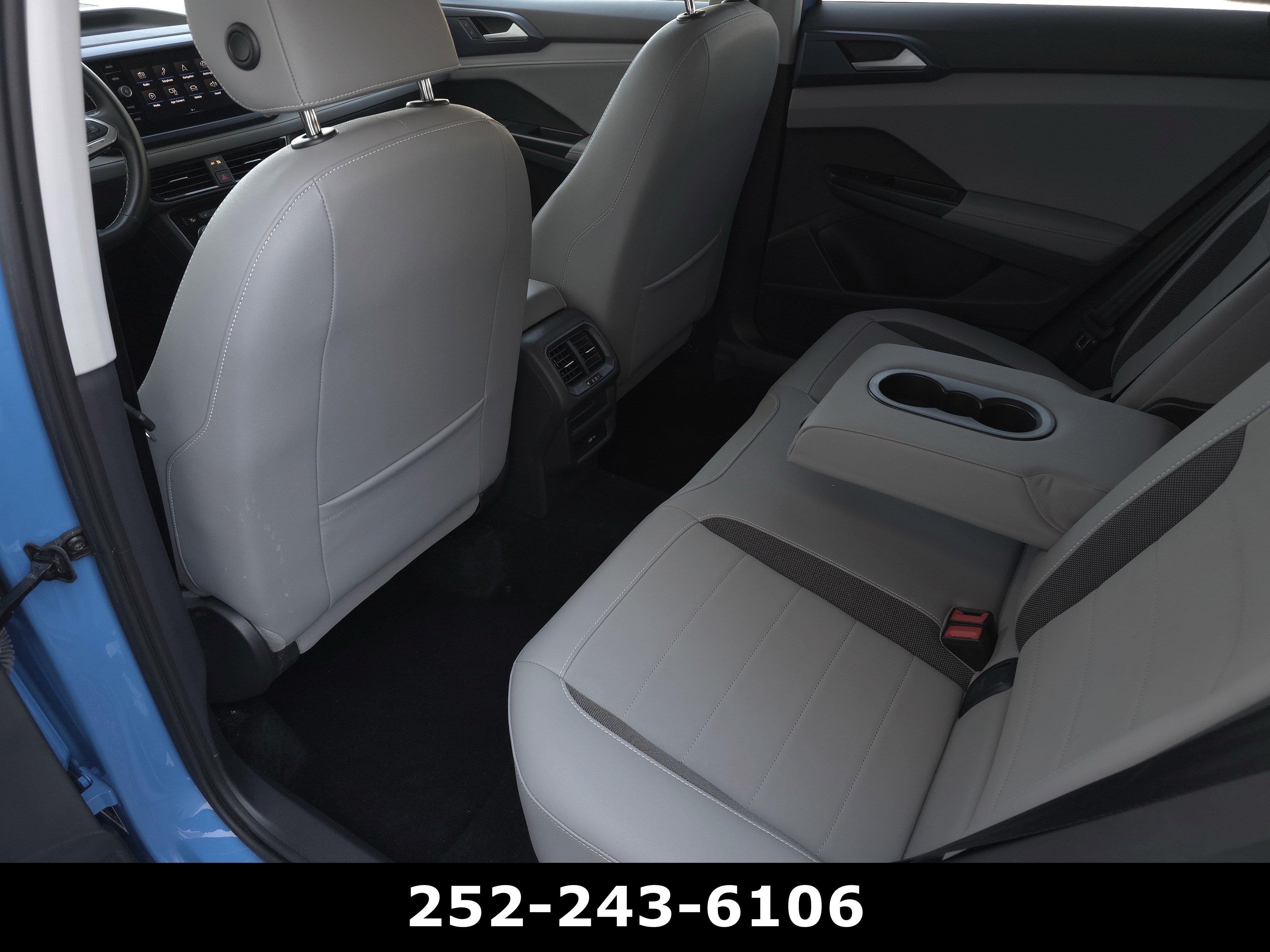 Used 2024 Volkswagen Taos SE FWD image 27