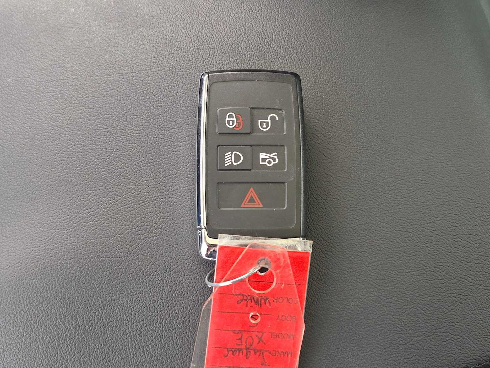 Used 2020 Jaguar XE S AWD/4WD image 48