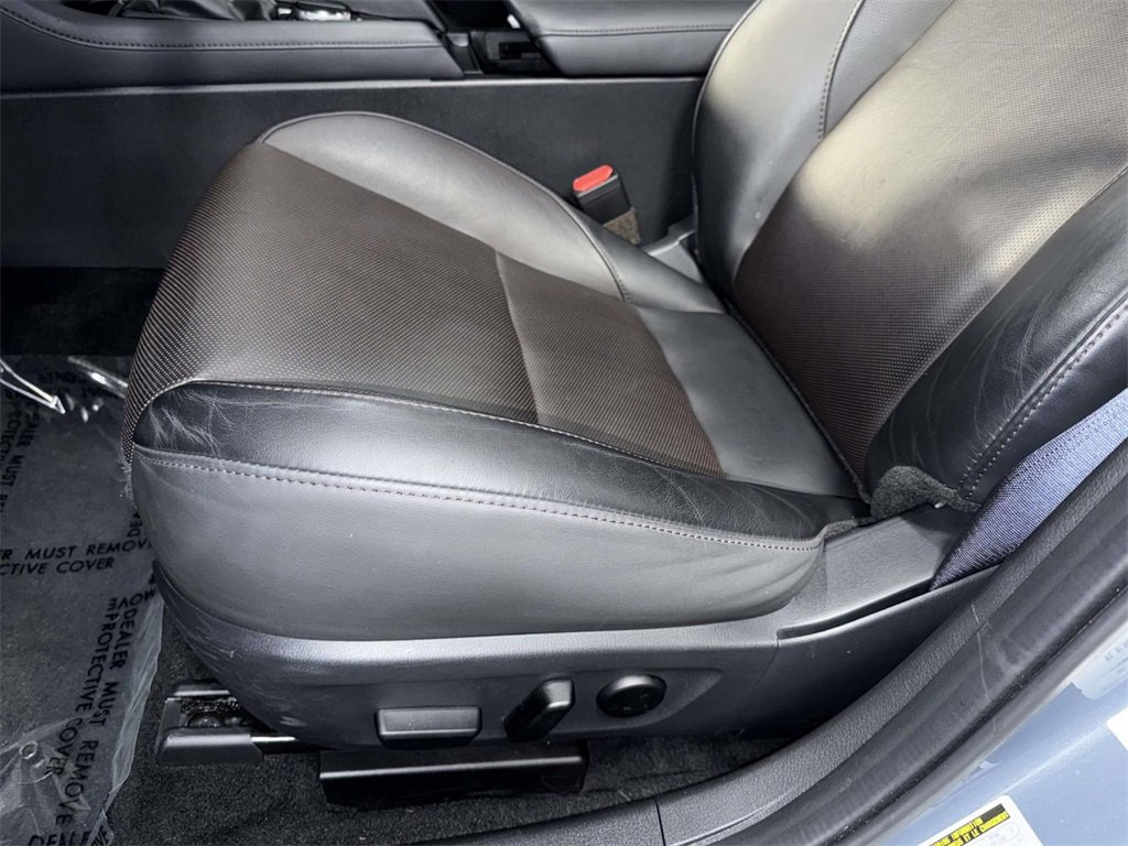 Used 2023 MAZDA MAZDA3 2.5 Turbo Sedan w/Premium Plus image 3