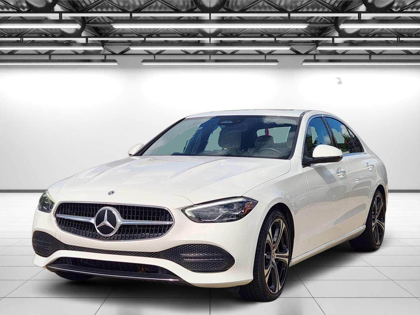 Used 2023 Mercedes-Benz C 300 Sedan image 5