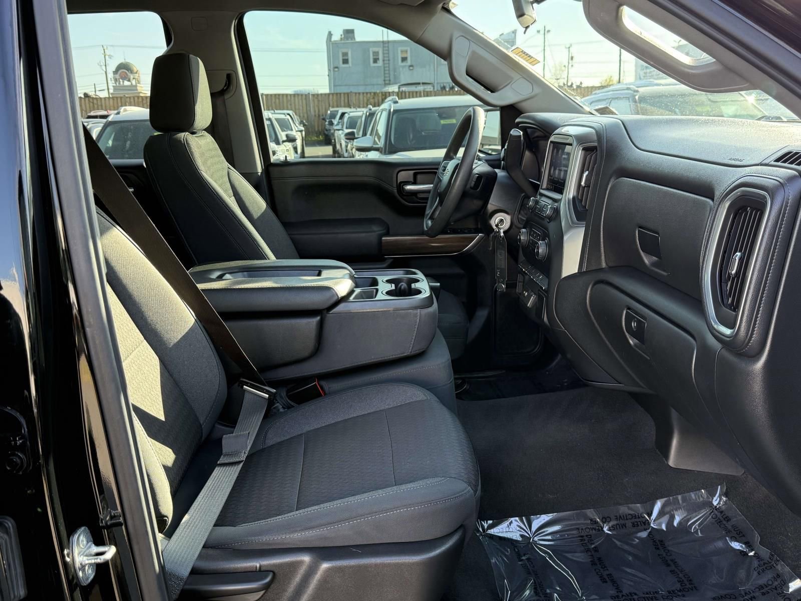 Certified 2020 Chevrolet Silverado 1500 LT RWD image 25