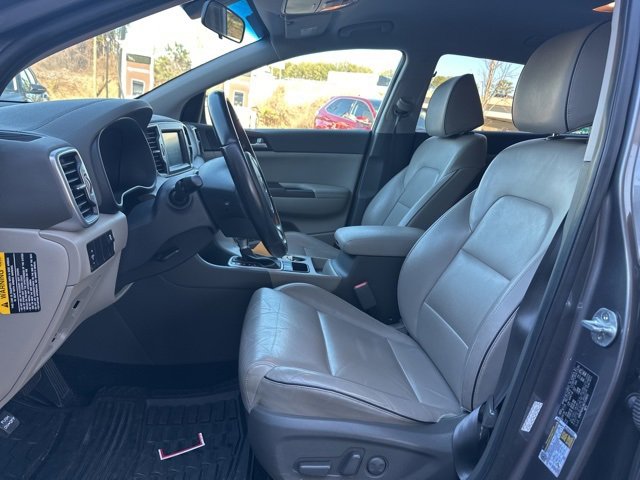 Used 2017 Kia Sportage EX image 7