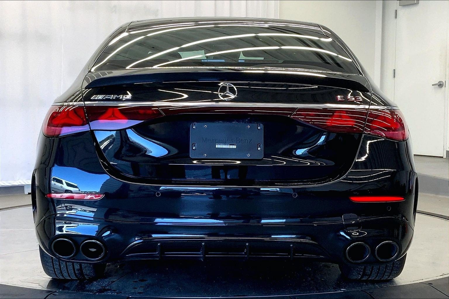 Used 2025 Mercedes-Benz E 53 AMG e 4MATIC Sedan image 5